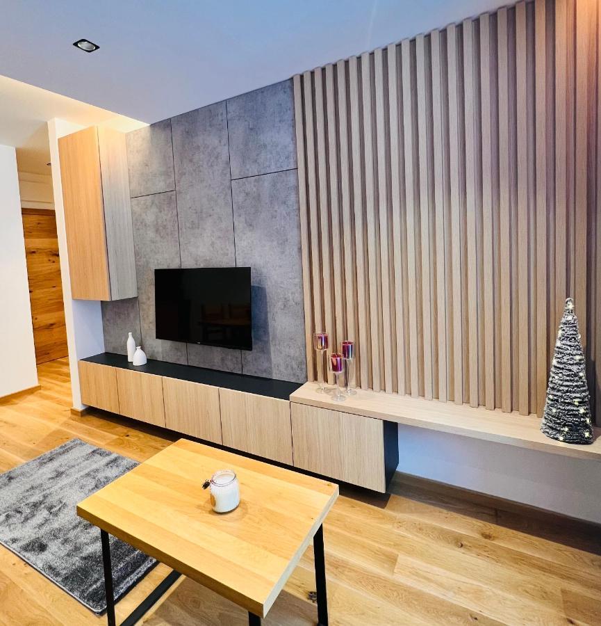 Apartment 202 - Aparthotel Zlatni Javor Яхорина Екстер'єр фото